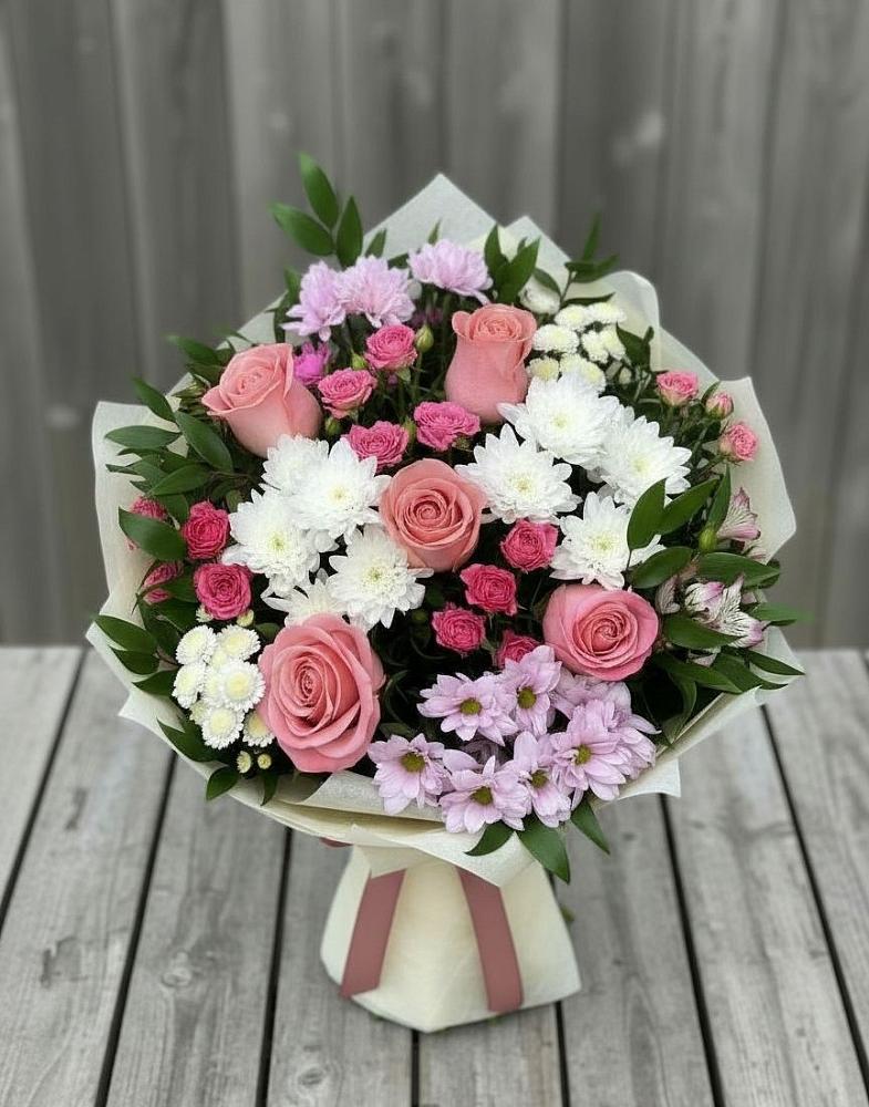 Букет цветов из: Альстромерии, Гвоздики, Розы и Хризантемы в Печоре