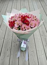 Букет цветов из:  Альстромерии #REPLACE_PRED# Печоре