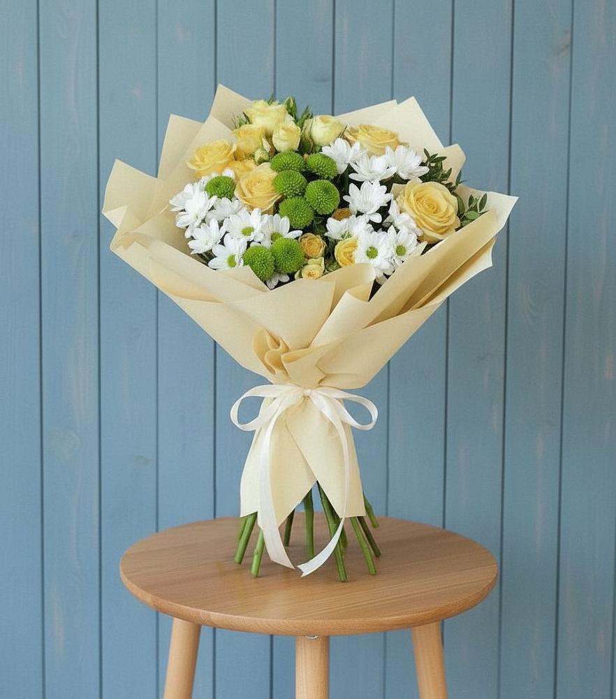 Букет цветов из: Хризантемы и Розы в Печоре