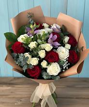 Букет цветов из:  Розы и Альстромерии в Печоре