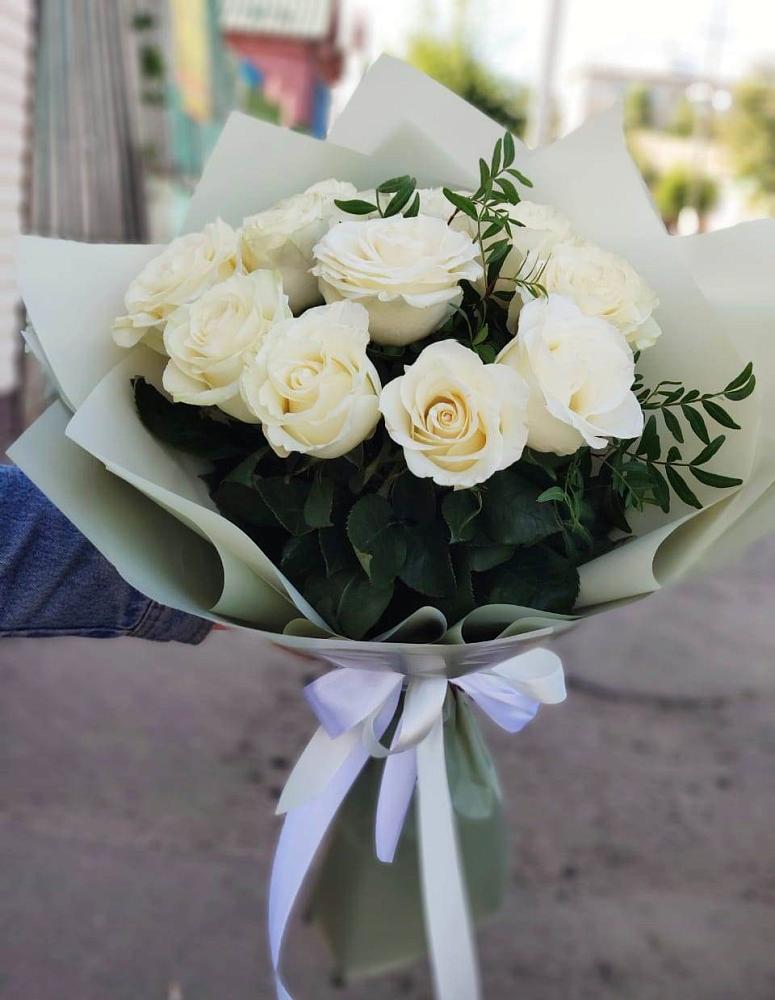 Букет Белые розы Проуд в Печоре
