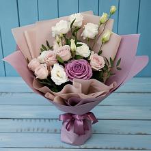 Букет цветов из:  Розы и Лизиантусы в Печоре