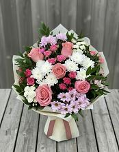Букет цветов из:  Альстромерии, Гвоздики, Розы и Хризантемы в Печоре