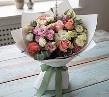 Букет цветов из:  Розы, Лизиантусы и Гвоздики #REPLACE_PRED# Печоре